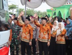 398 Jemaah Calhaj Lampura Dilepas Bupati
