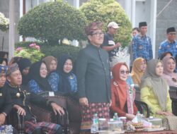 Ratusan Peserta Ikuti Upacara Hardiknas Di Halaman Pemkab Lampura