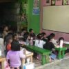 Sentuhan Hangat Istri Babinsa Jauhkan Anak Desa dari Candu Gawai