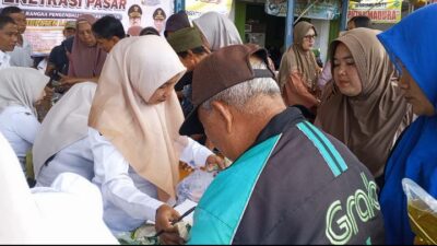 Lampung Utara Gelar Penetrasi Pasar, Harga Minyak Goreng Turun hingga 26 Persen