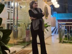 Rini Pilih Berbagi di Tengah Sulitnya Ekonomi, Ri’is Kitchen & Coffee Gratiskan Makan Warga