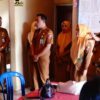 Pastikan Pelayanan Publik Berjalan Optimal, Bupati Hamartoni Sidak Kantor Kelurahan